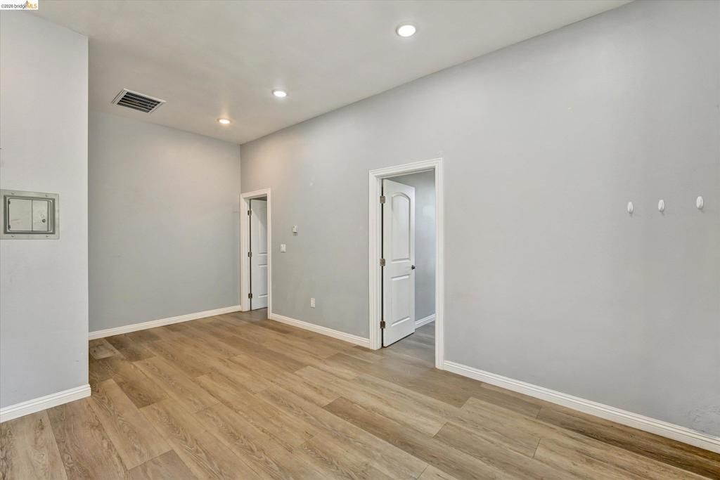Image 25 of property listing at 1190 Davis St, San Leandro, CA 94577