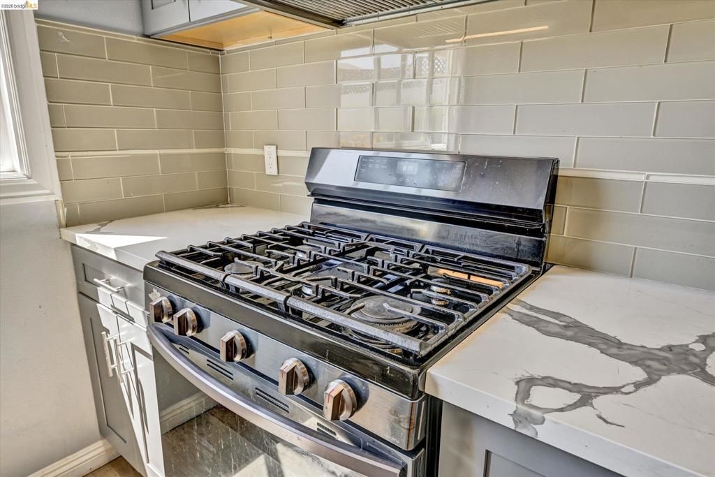 Image 27 of property listing at 1190 Davis St, San Leandro, CA 94577