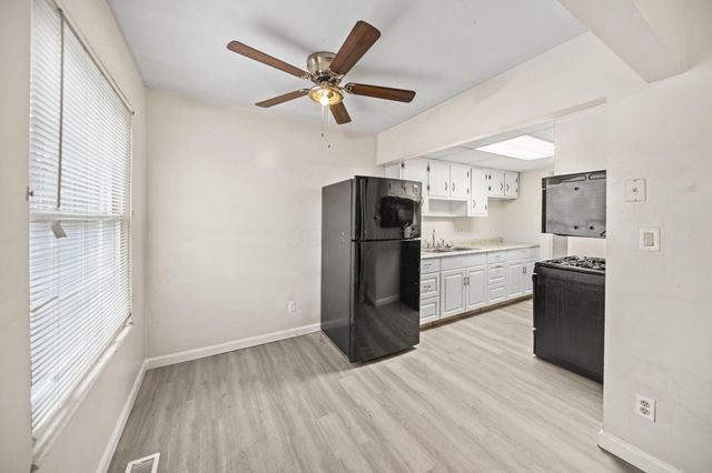 87 Tarryton Court W, 18D, Columbus, OH 43228