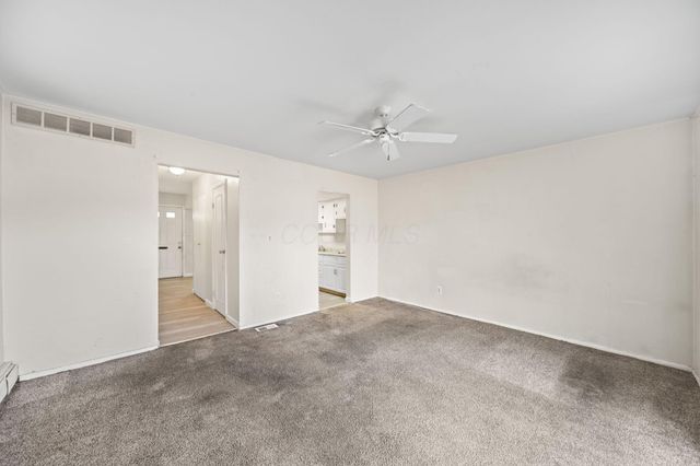 87 Tarryton Court W, 18D, Columbus, OH 43228