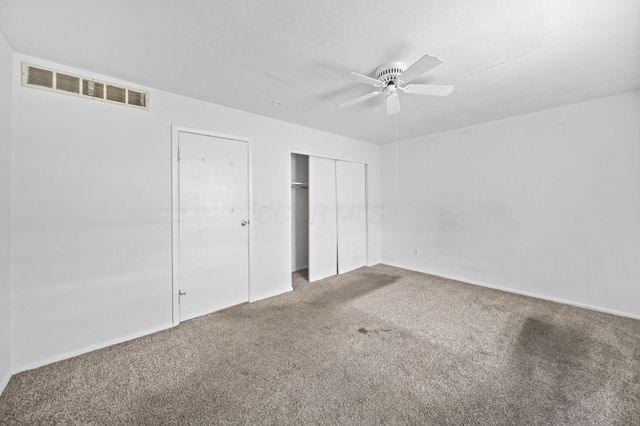 87 Tarryton Court W, 18D, Columbus, OH 43228