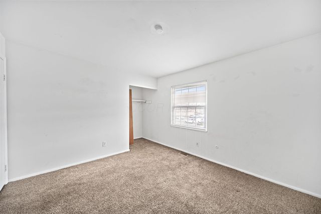 87 Tarryton Court W, 18D, Columbus, OH 43228