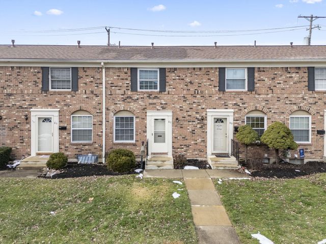 87 Tarryton Court W, 18D, Columbus, OH 43228