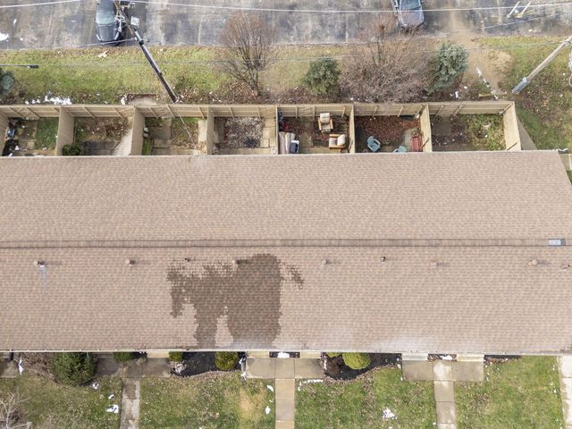 87 Tarryton Court W, 18D, Columbus, OH 43228