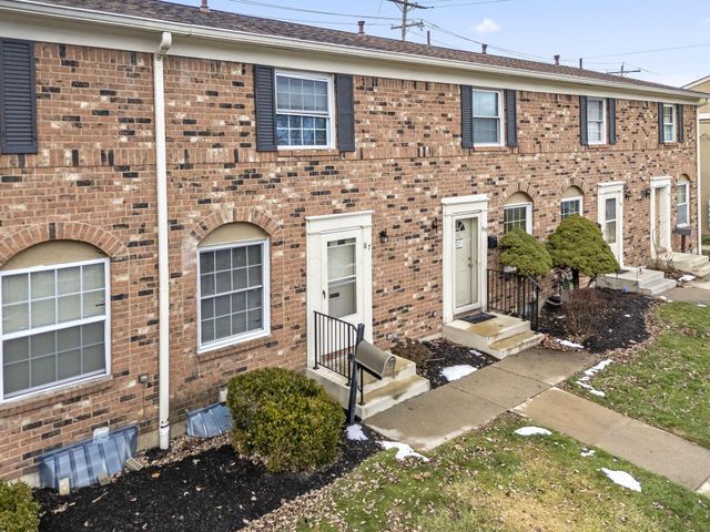 87 Tarryton Court W, 18D, Columbus, OH 43228