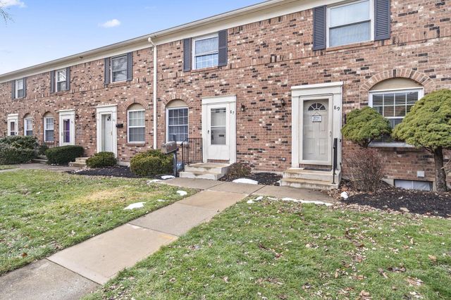 87 Tarryton Court W, 18D, Columbus, OH 43228