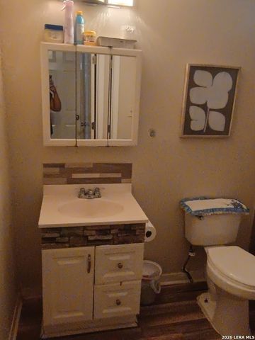 231 Marquette, San Antonio, TX 78228