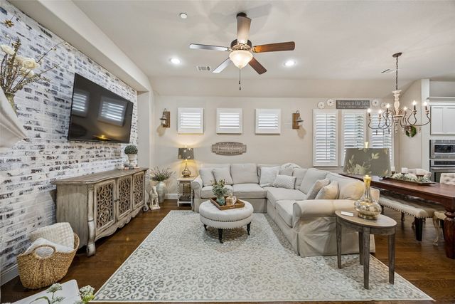 5125 Kentwood Drive, Mckinney, TX 75070