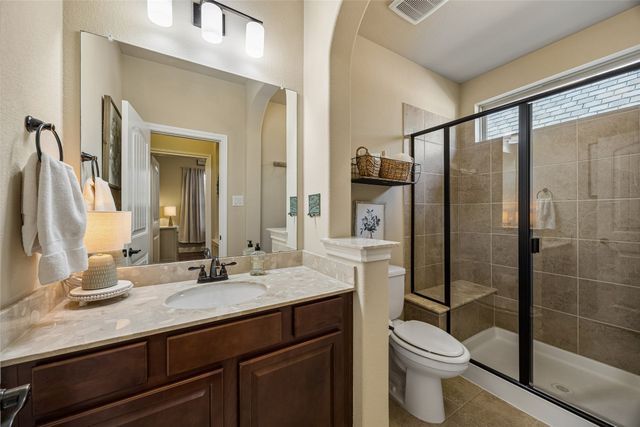 5125 Kentwood Drive, Mckinney, TX 75070