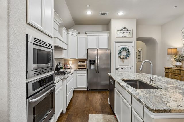 5125 Kentwood Drive, Mckinney, TX 75070