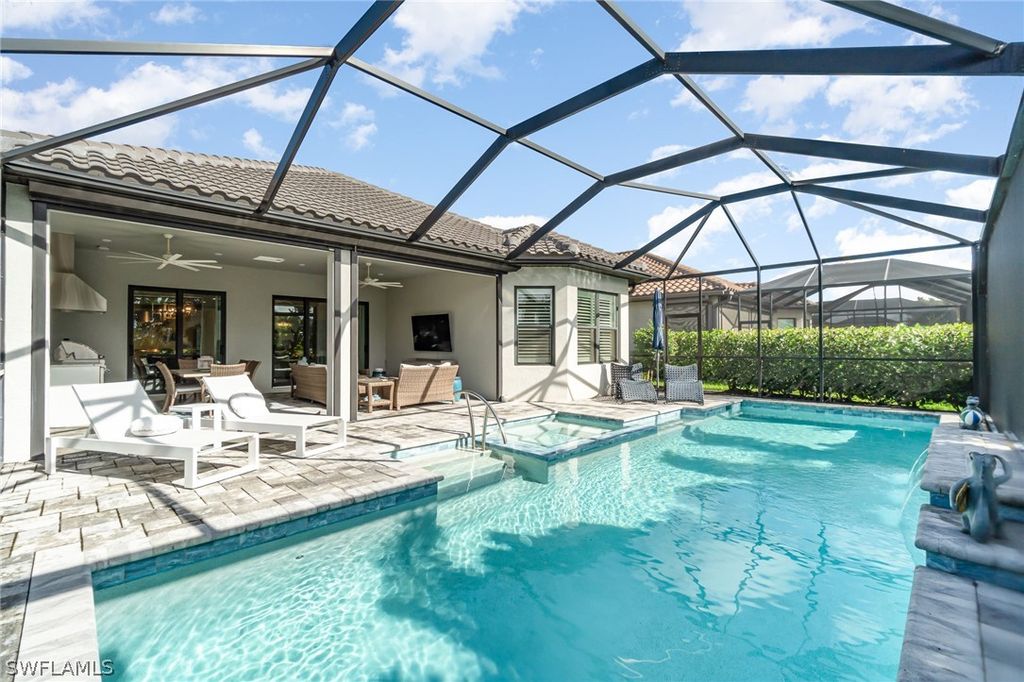 9536 Montelanico LOOP, Naples, FL 34119