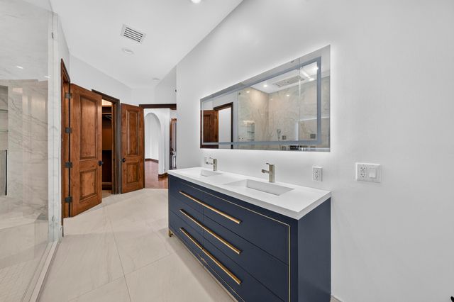 2719 NE 19th Street, Fort Lauderdale, FL 33305