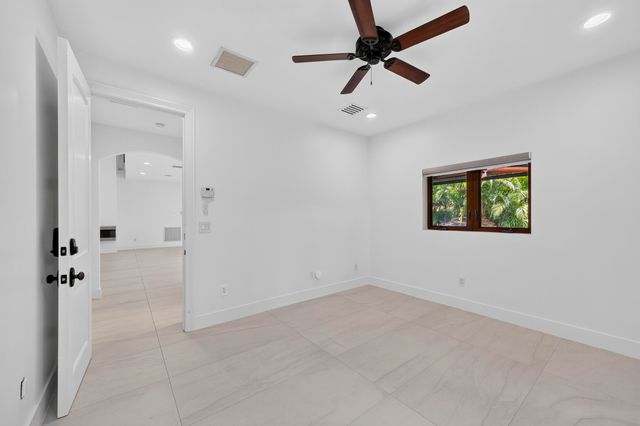 2719 NE 19th Street, Fort Lauderdale, FL 33305