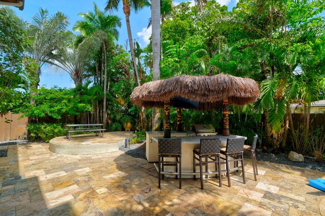 2719 NE 19th Street, Fort Lauderdale, FL 33305