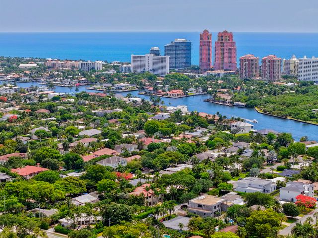 2719 NE 19th Street, Fort Lauderdale, FL 33305
