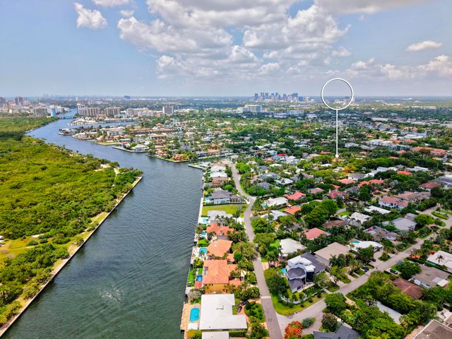 2719 NE 19th Street, Fort Lauderdale, FL 33305