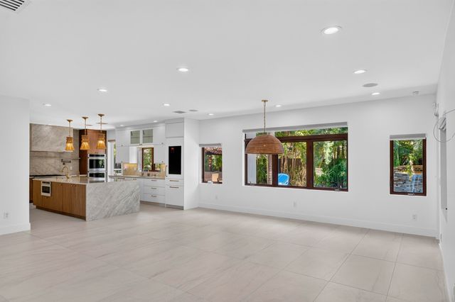 2719 NE 19th Street, Fort Lauderdale, FL 33305