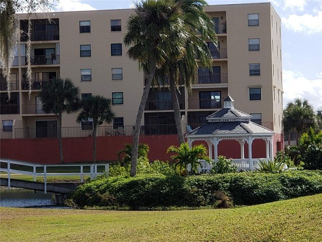2725 TERRA CEIA BAY BOULEVARD 102, Palmetto, FL 34221