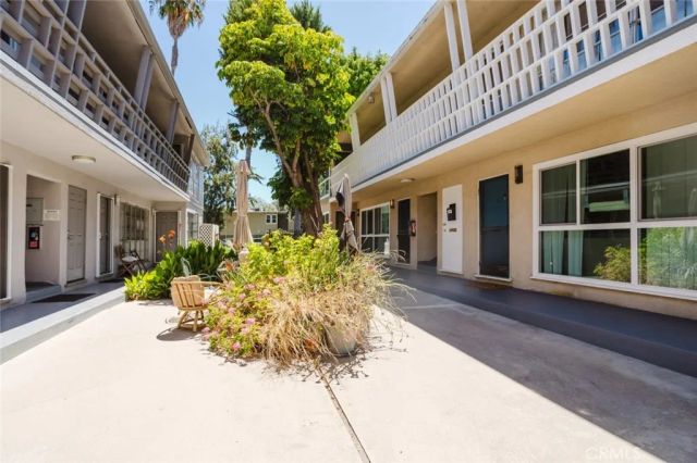 4505 Fulton Avenue B, Sherman Oaks, CA 91423