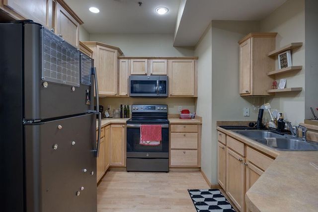 8261 Starr Grass Drive, Madison, WI 53719
