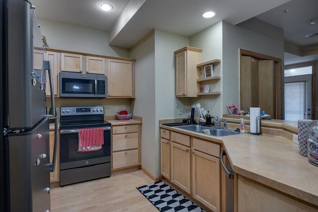 8261 Starr Grass Drive, Madison, WI 53719