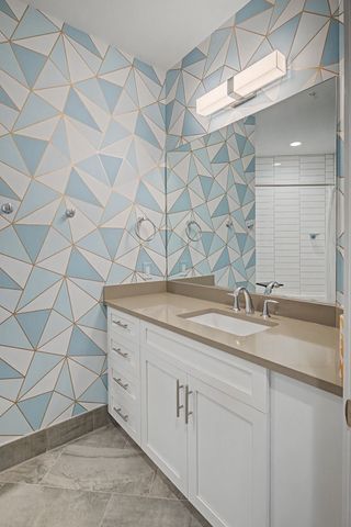 20 Rutledge St Apt 709, Nashville, TN 37210