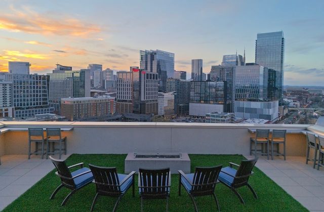 20 Rutledge St Apt 709, Nashville, TN 37210