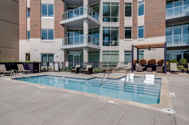 20 Rutledge St Apt 709, Nashville, TN 37210