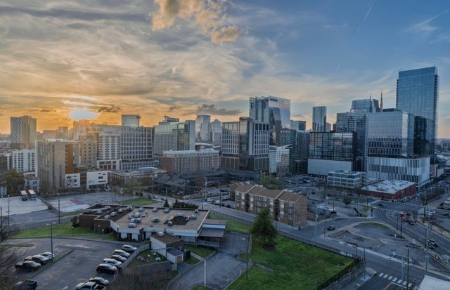 20 Rutledge St Apt 709, Nashville, TN 37210