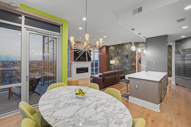 20 Rutledge St Apt 709, Nashville, TN 37210