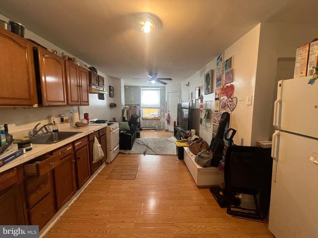 2222 SNYDER AVE, Philadelphia, PA 19145