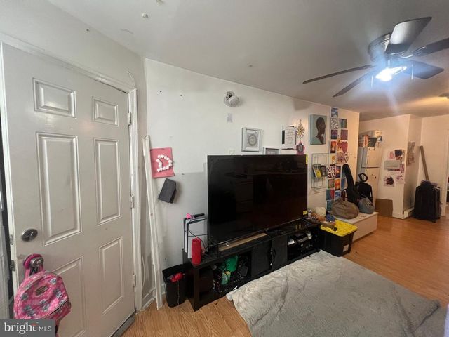 2222 SNYDER AVE, Philadelphia, PA 19145