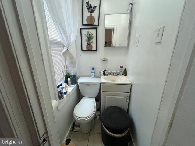 2222 SNYDER AVE, Philadelphia, PA 19145