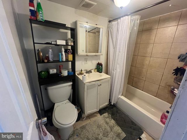 2222 SNYDER AVE, Philadelphia, PA 19145