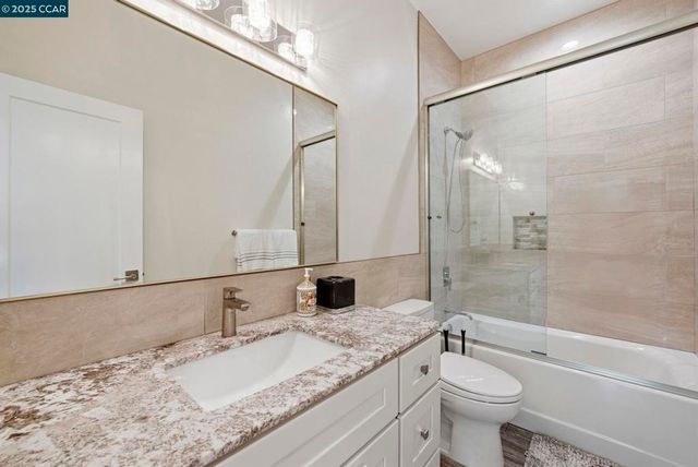 12 Quiet Country Ln, Danville, CA 94526