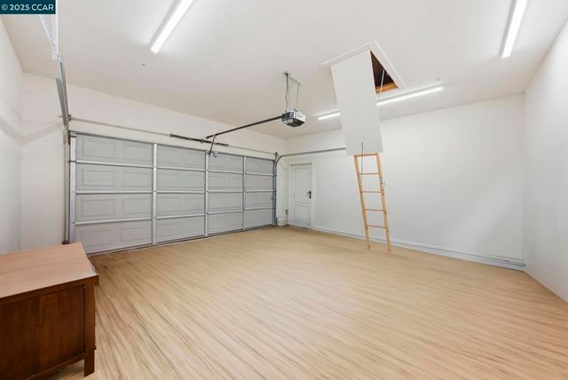 12 Quiet Country Ln, Danville, CA 94526