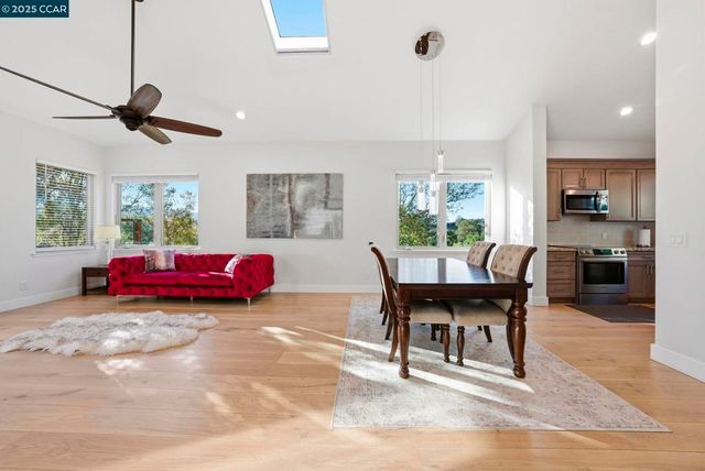 12 Quiet Country Ln, Danville, CA 94526