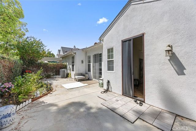 30 Garden Gate Lane, Irvine, CA 92620
