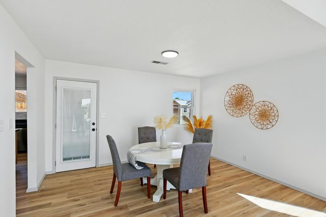 2198 Lema Road SE, Rio Rancho, NM 87124