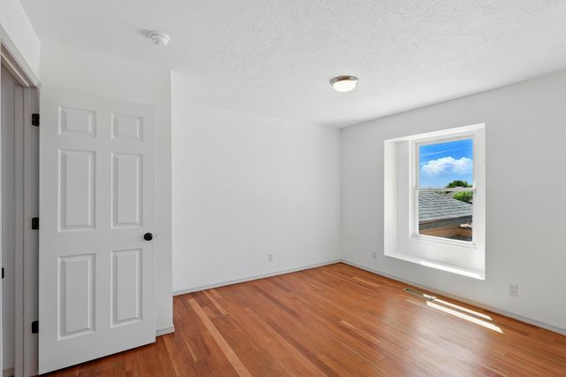 2198 Lema Road SE, Rio Rancho, NM 87124