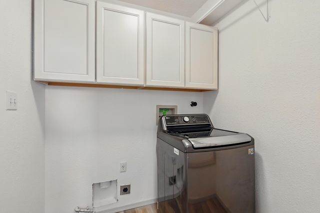 2198 Lema Road SE, Rio Rancho, NM 87124