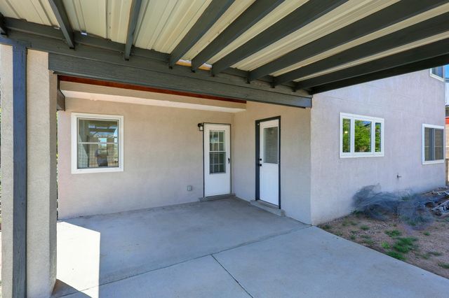 2198 Lema Road SE, Rio Rancho, NM 87124
