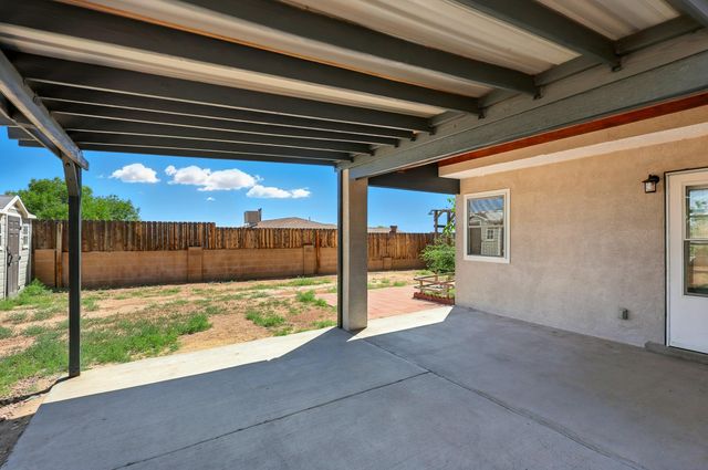 2198 Lema Road SE, Rio Rancho, NM 87124