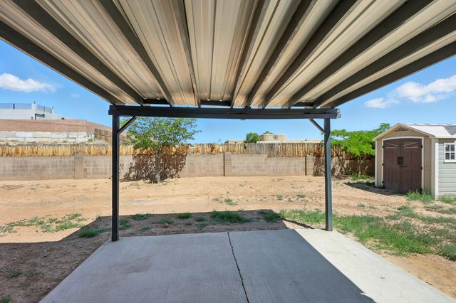 2198 Lema Road SE, Rio Rancho, NM 87124