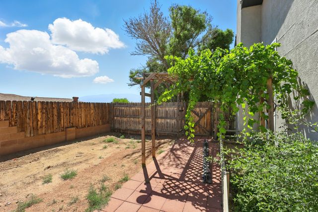 2198 Lema Road SE, Rio Rancho, NM 87124