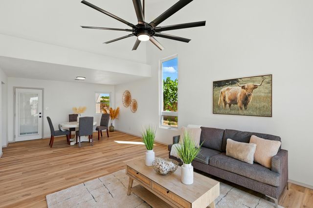 2198 Lema Road SE, Rio Rancho, NM 87124