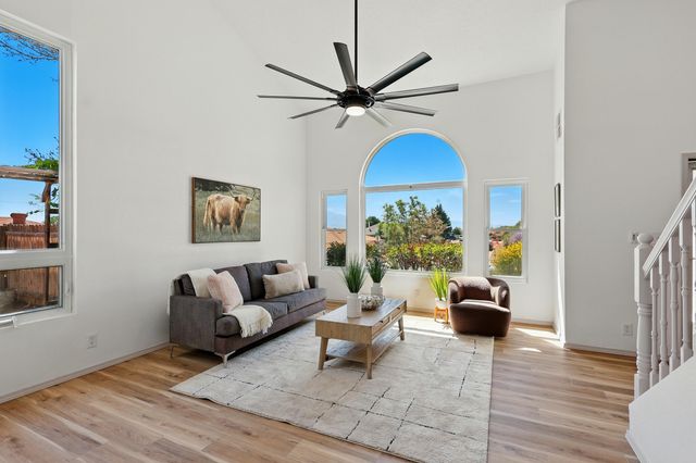 2198 Lema Road SE, Rio Rancho, NM 87124