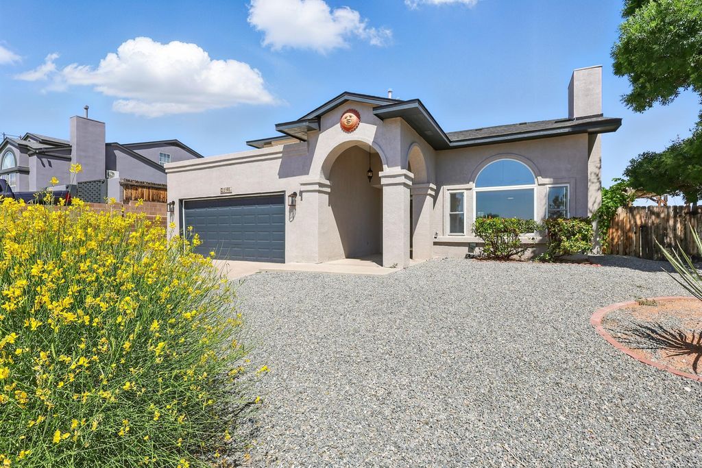 2198 Lema Road SE, Rio Rancho, NM 87124