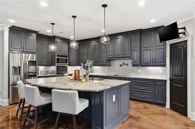 7920 Abbeville Highway, Iva, SC 29655