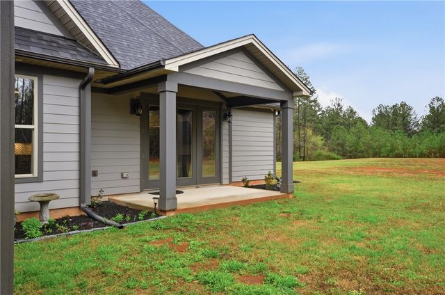 7920 Abbeville Highway, Iva, SC 29655